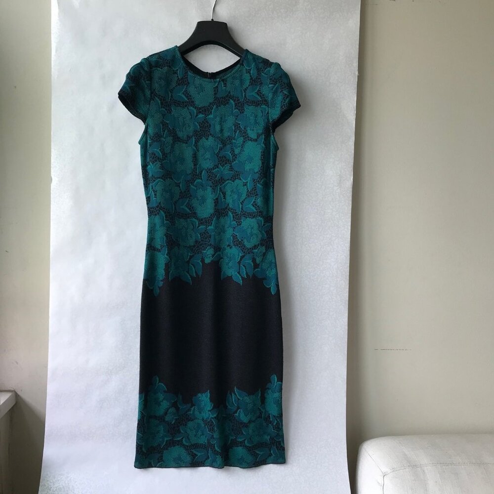 St. John  Women's Dress  Floral Knit Dress Green/Black  Size : 2  Made in USA